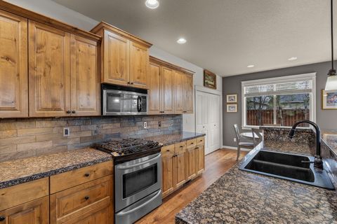 Tiny photo for 1132 NE Steins Pillar Drive, Prineville, OR 97754 (MLS # 220215545)