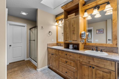 Tiny photo for 1132 NE Steins Pillar Drive, Prineville, OR 97754 (MLS # 220215545)