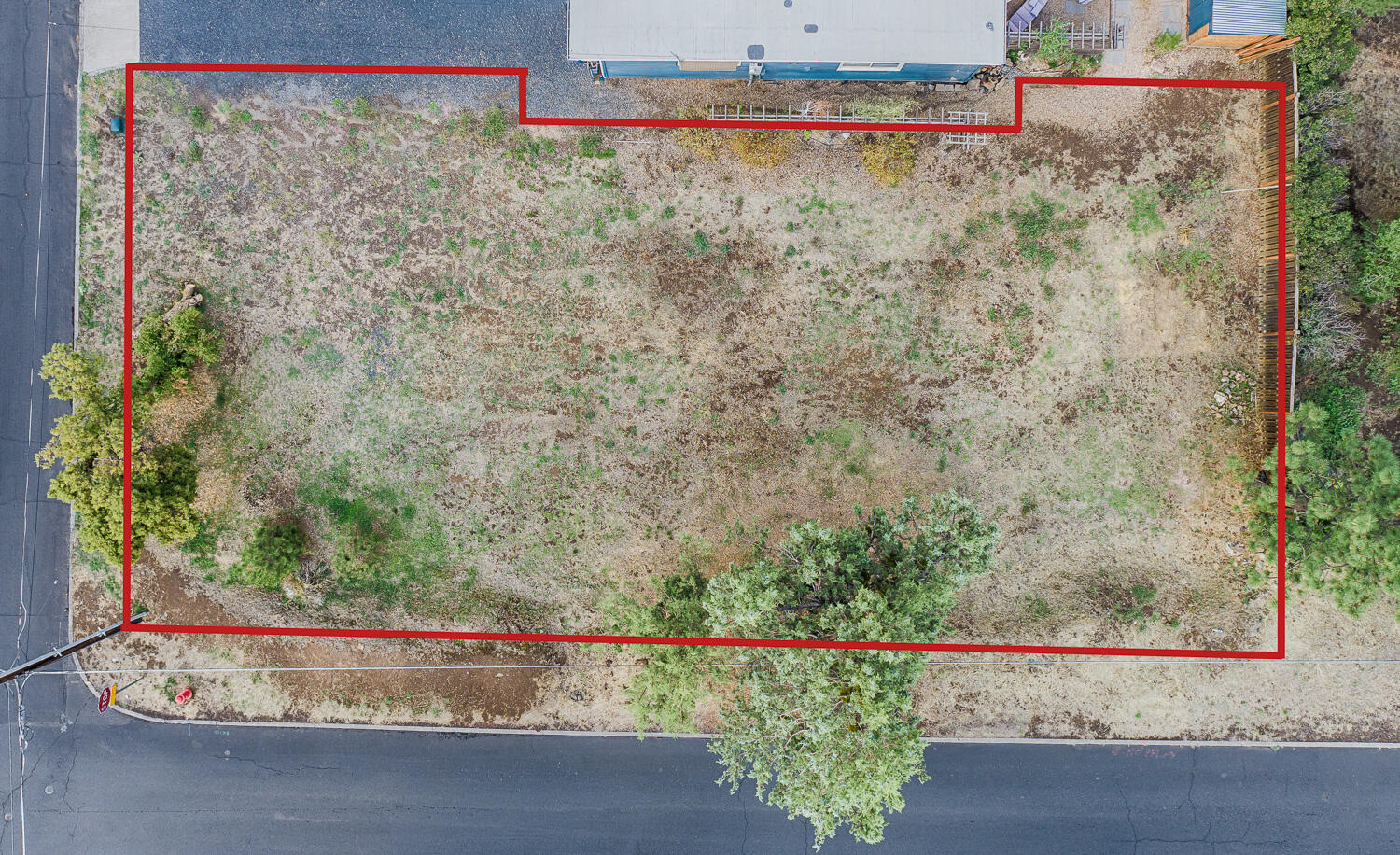 608 NE 10th Street