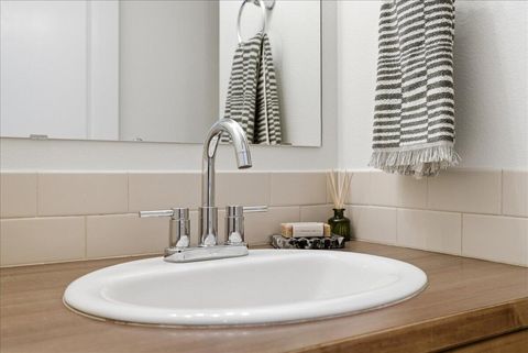 Tiny photo for 21269 SE Golden Market Court, Bend, OR 97702 (MLS # 220216953)