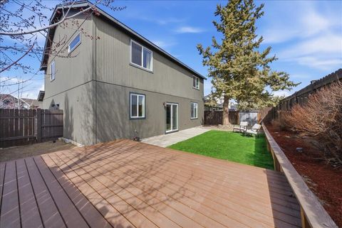 Tiny photo for 21269 SE Golden Market Court, Bend, OR 97702 (MLS # 220216953)