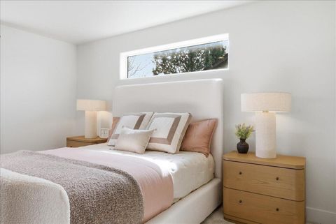 Tiny photo for 21269 SE Golden Market Court, Bend, OR 97702 (MLS # 220216953)