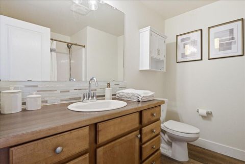 Tiny photo for 21269 SE Golden Market Court, Bend, OR 97702 (MLS # 220216953)