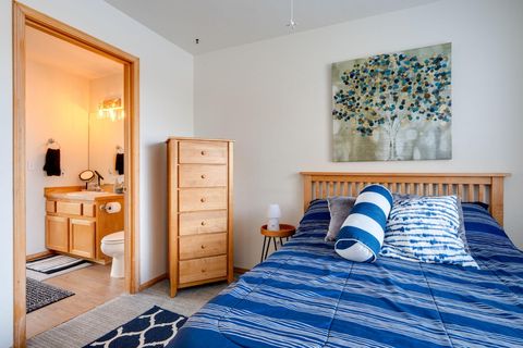 Tiny photo for 1061 Golden Pheasant Drive, Redmond, OR 97756 (MLS # 220217431)