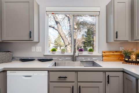 Tiny photo for 1061 Golden Pheasant Drive, Redmond, OR 97756 (MLS # 220217431)