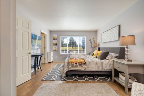 Tiny photo for 1061 Golden Pheasant Drive, Redmond, OR 97756 (MLS # 220217431)