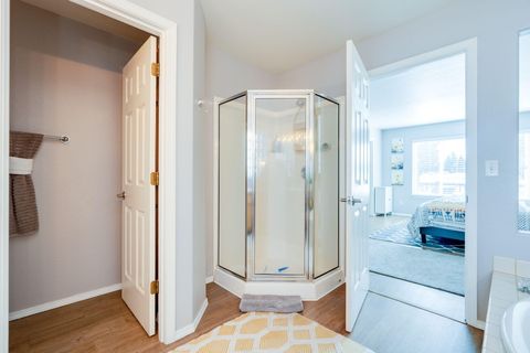 Tiny photo for 1061 Golden Pheasant Drive, Redmond, OR 97756 (MLS # 220217431)