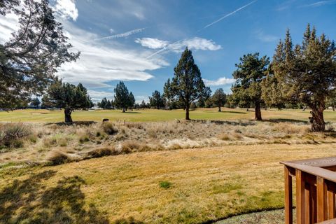Tiny photo for 1061 Golden Pheasant Drive, Redmond, OR 97756 (MLS # 220217431)