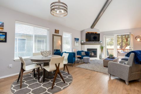 Tiny photo for 1061 Golden Pheasant Drive, Redmond, OR 97756 (MLS # 220217431)