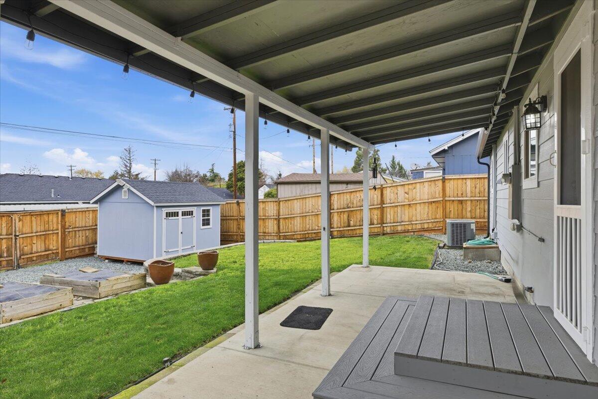 Laurelhurst Addition - Residential