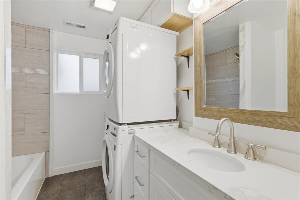 Laurelhurst Addition - Residential