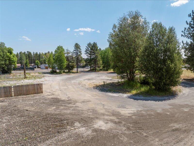 Lapine - Commercial Sale