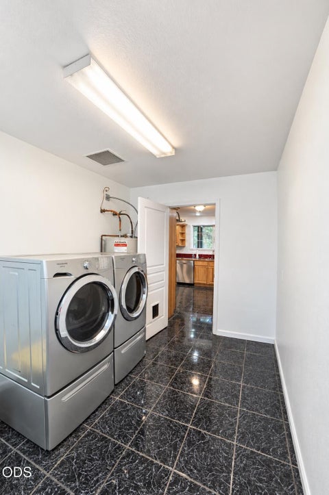 Tiny photo for 150128 Paul Drive, La Pine, OR 97739 (MLS # 220228721)