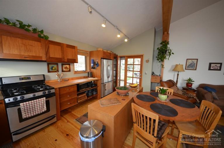 Hunts Three Sisters - Residential