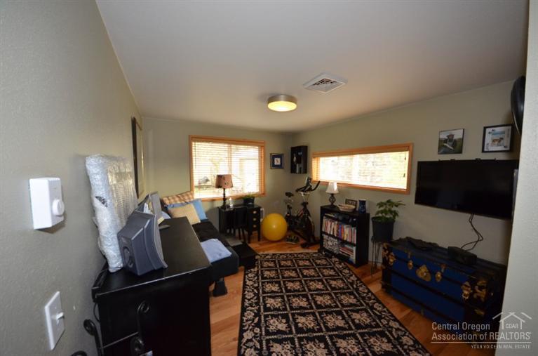 Hunts Three Sisters - Residential