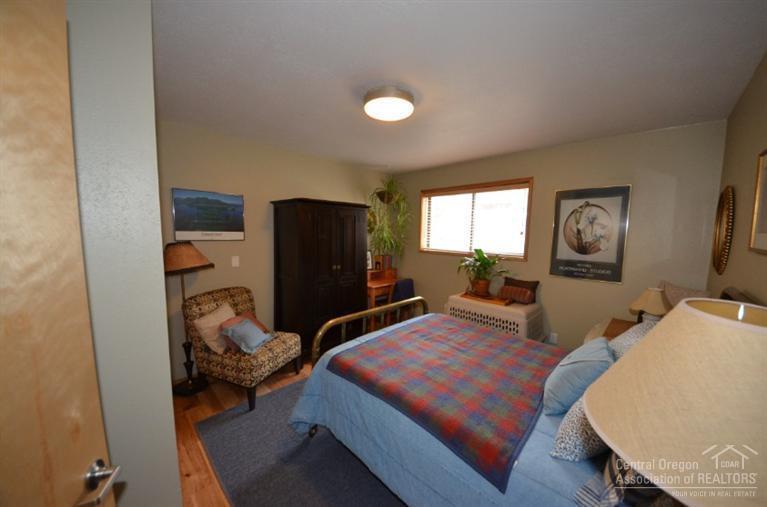 Hunts Three Sisters - Residential