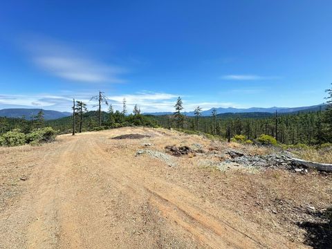 Tiny photo for 3300 Waldo Road, OBrien, OR 97534 (MLS # 220210259)