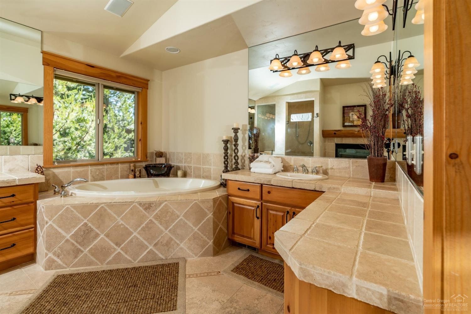 Fairway Point Villag - Residential