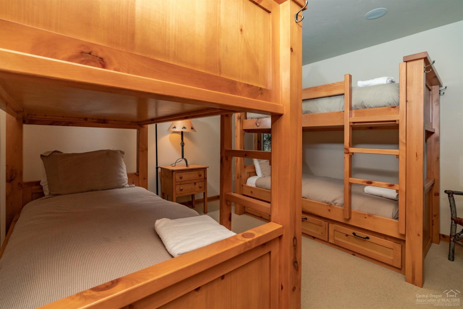 Fairway Point Villag - Residential