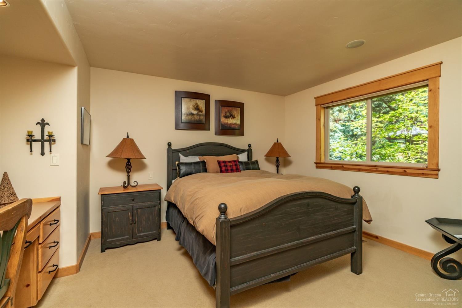 Fairway Point Villag - Residential