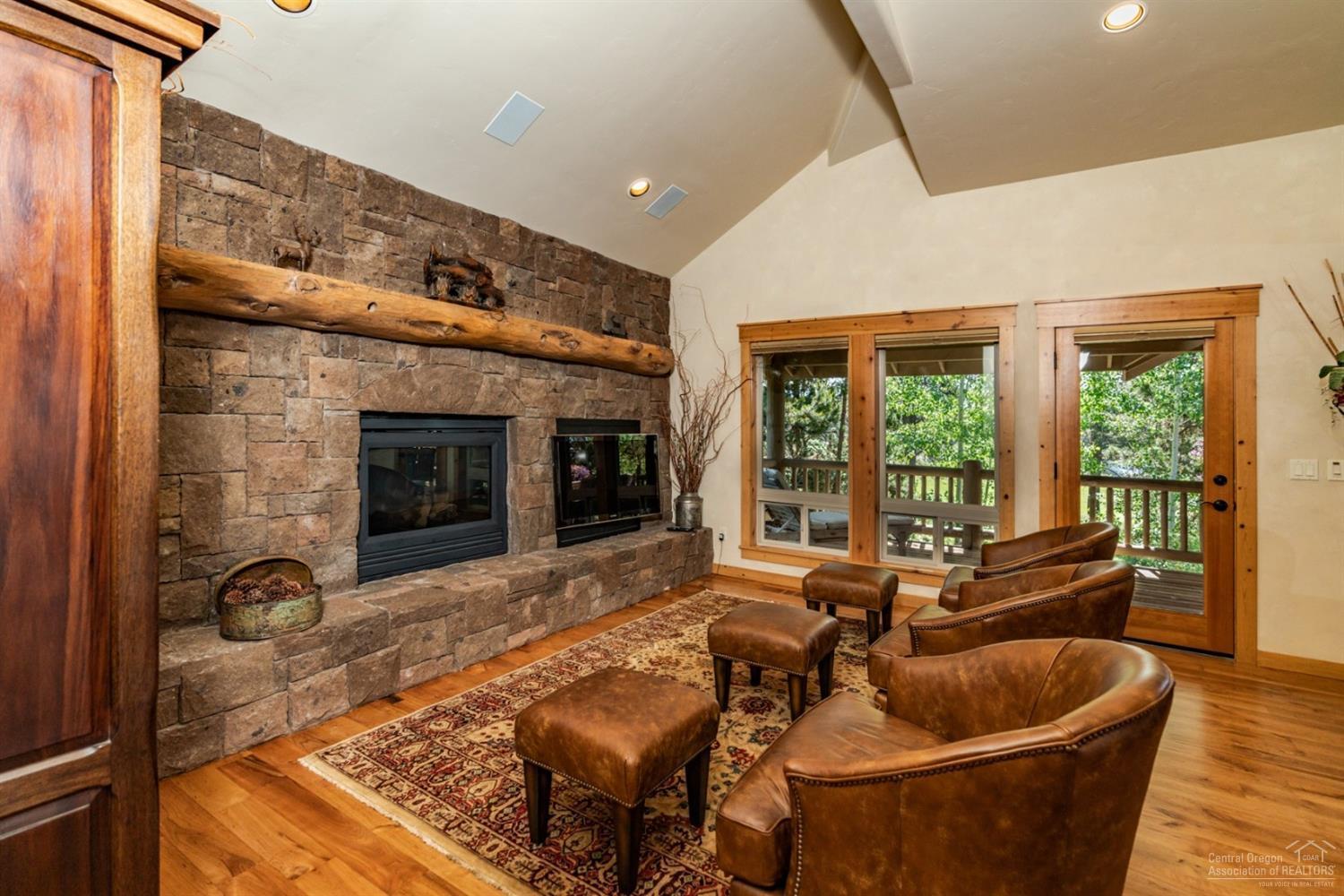 Fairway Point Villag - Residential