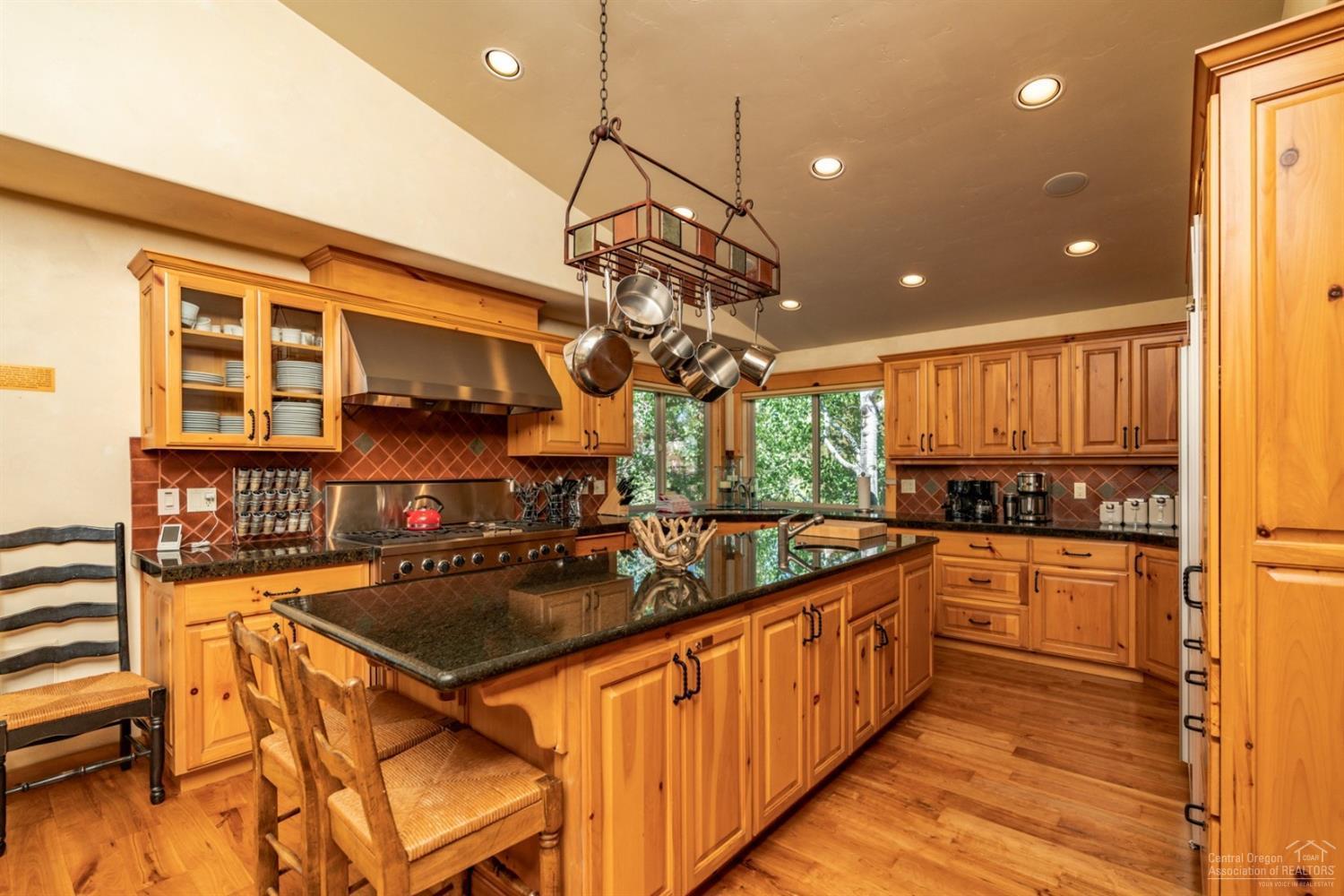 Fairway Point Villag - Residential