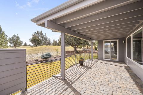 Tiny photo for 890 Cinnamon Teal Drive, Redmond, OR 97756 (MLS # 220215517)