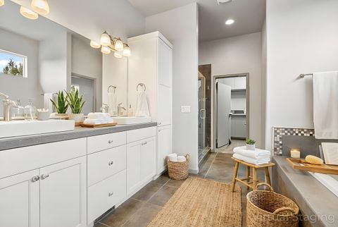 Tiny photo for 890 Cinnamon Teal Drive, Redmond, OR 97756 (MLS # 220215517)