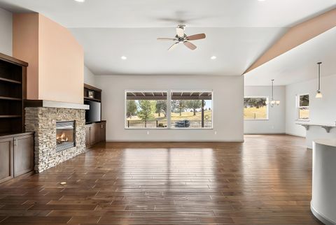 Tiny photo for 890 Cinnamon Teal Drive, Redmond, OR 97756 (MLS # 220215517)