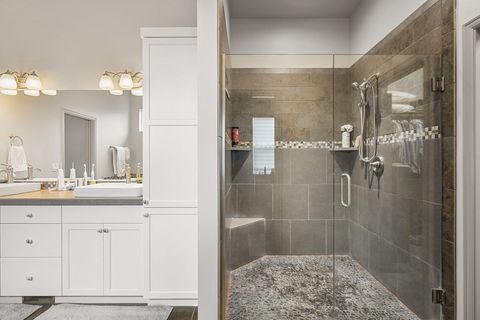 Tiny photo for 890 Cinnamon Teal Drive, Redmond, OR 97756 (MLS # 220215517)