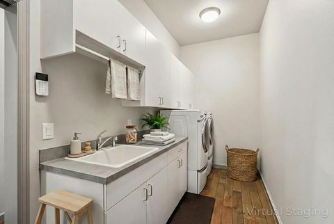 Tiny photo for 890 Cinnamon Teal Drive, Redmond, OR 97756 (MLS # 220215517)