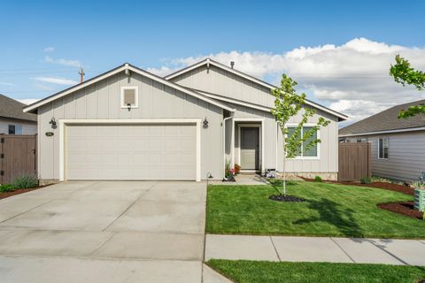 3556 NW 10th Place Redmond OR 97756