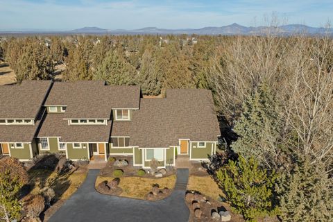 Tiny photo for 661 Sagebush Circle, Redmond, OR 97756 (MLS # 220215683)