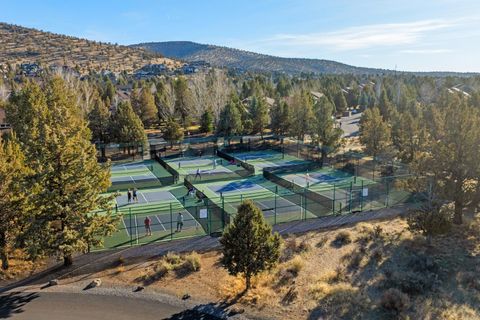 Tiny photo for 661 Sagebush Circle, Redmond, OR 97756 (MLS # 220215683)