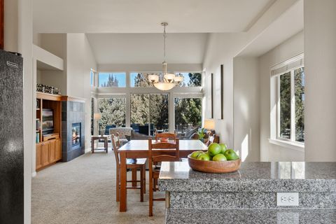 Tiny photo for 661 Sagebush Circle, Redmond, OR 97756 (MLS # 220215683)