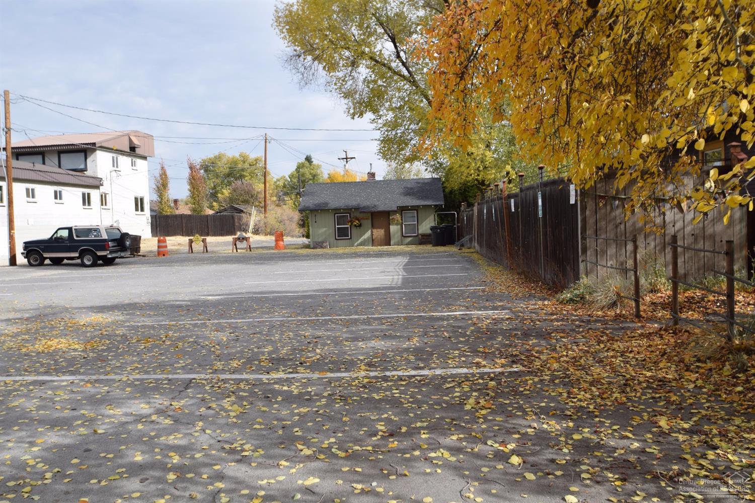 CLAB - Commercial Sale