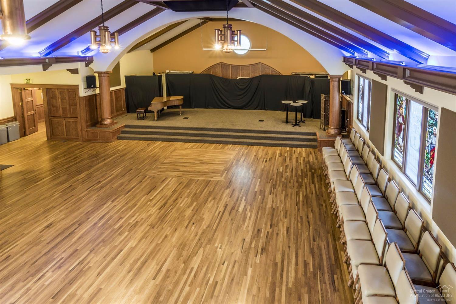 CLAB - Commercial Sale