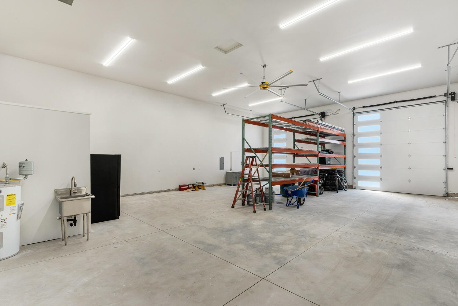 Townsite Of Laidlaw - Residential