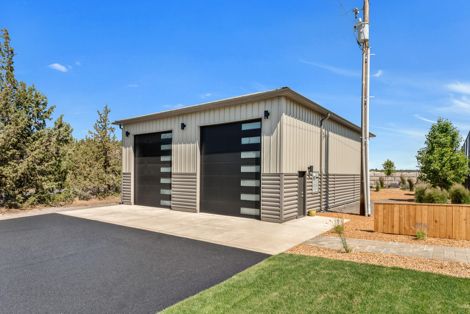 Townsite Of Laidlaw - Residential