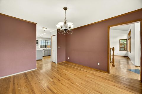 Tiny photo for 1876 Inglewood Drive, Medford, OR 97504 (MLS # 220210734)