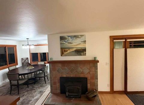 Tiny photo for 802 Beach Street, Ashland, OR 97520 (MLS # 220212173)