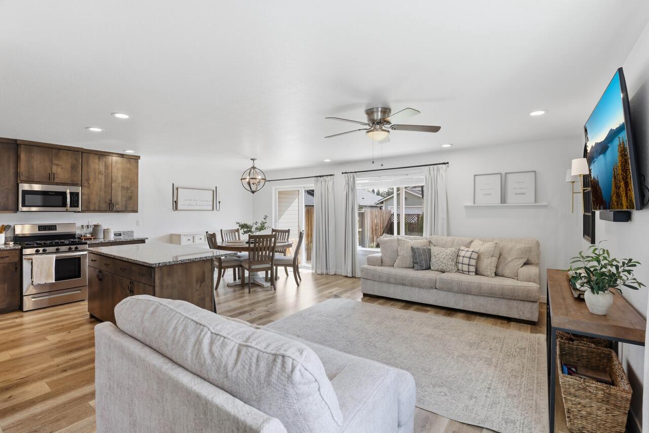 1619 S Columbus Avenue