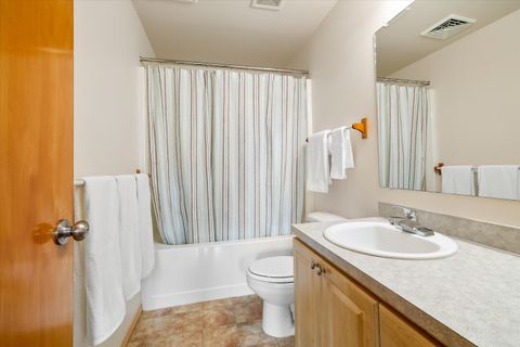 Tiny photo for 2980 NW Shevlin Meadow Drive, Bend, OR 97703 (MLS # 220217171)