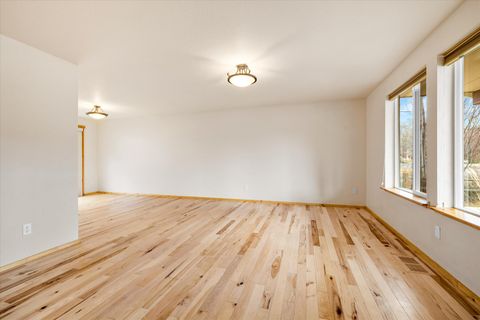 Tiny photo for 2980 NW Shevlin Meadow Drive, Bend, OR 97703 (MLS # 220217171)