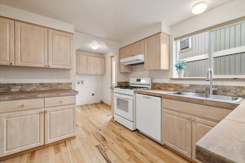 Tiny photo for 2980 NW Shevlin Meadow Drive, Bend, OR 97703 (MLS # 220217171)