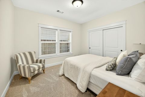 Tiny photo for 13 Portabello Way, Eagle Point, OR 97524 (MLS # 220212120)