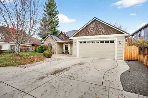 Tiny photo for 13 Portabello Way, Eagle Point, OR 97524 (MLS # 220212120)