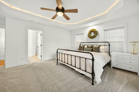 Tiny photo for 13 Portabello Way, Eagle Point, OR 97524 (MLS # 220212120)