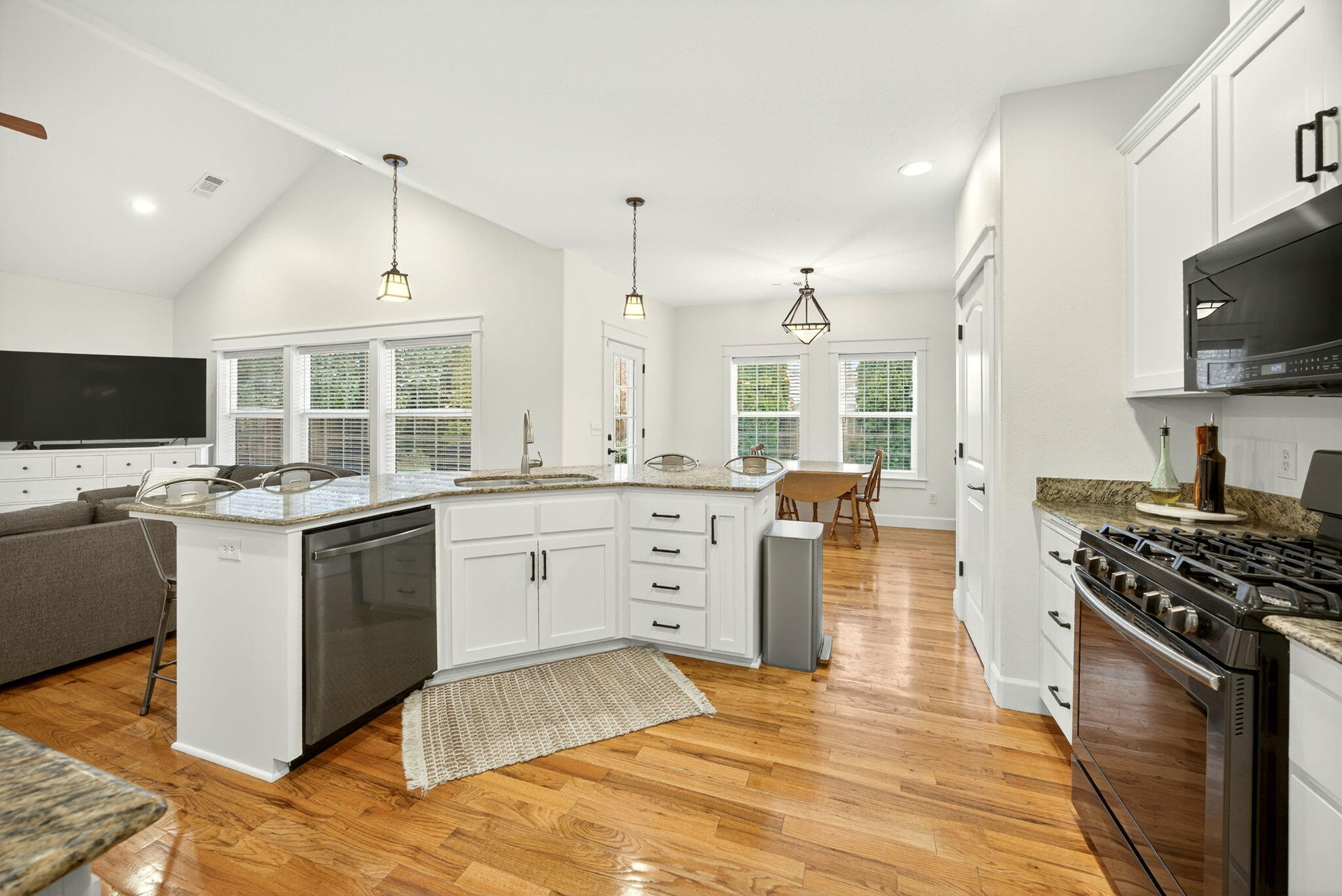 Whistling Hollow Estates - Residential