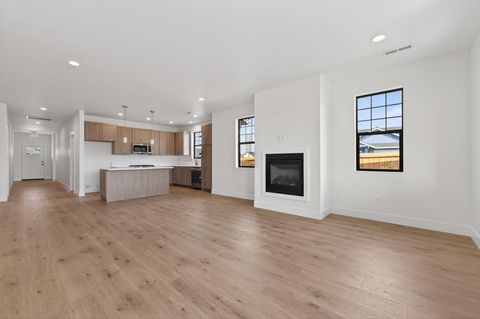 Tiny photo for 738 NE Trestle Street, Prineville, OR 97754 (MLS # 220216845)